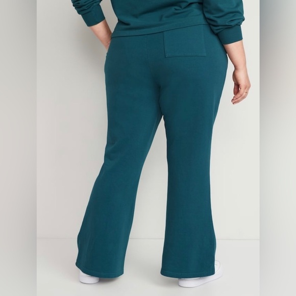 NWT! Women's Extra High-Waisted Snuggly Fleece Flare Sweatpants - Size XXL💎 - Picture 7 of 9
